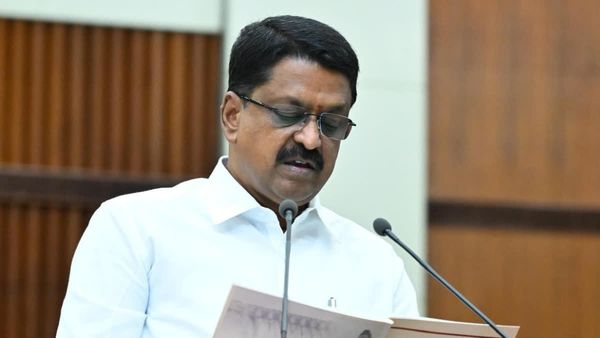 ఆ మూడు ప్రధాన హామీల అమలు ఊసే లేని బడ్జెట్..!!