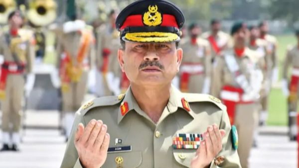 ఎవడ్రా అది.. పాకిస్తాన్ ఆర్మీ చీఫ్ అసిమ్ మునీర్ ను గేట్ వద్ద నిలబెట్టింది