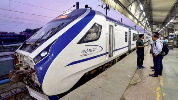 గోవా వెళ్ళే పర్యాటకులకు శుభవార్త.. త్వరలోనే యశ్వంతాపూర్ నుండి మరో వందేభారత్