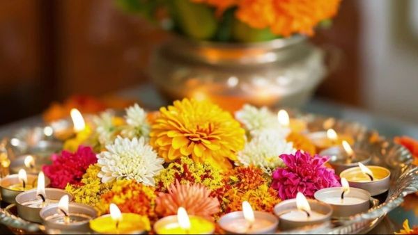 వాస్తు ప్రకారం అప్పుడప్పుడైనా తప్పకుండా వాడాల్సిన పూజా వస్తువులు