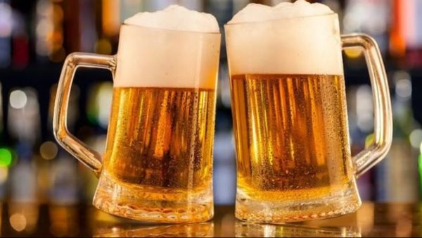 సంచలన నిర్ణయం తీసుకున్నా బీర్ కంపెనీ: ఉద్యోగులకు బిగ్ షాక్..!