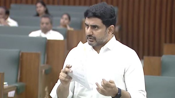 ఇందాపూర్ డెయిరీ - హెరిటేజ్ పై తేల్చేసిన లోకేష్..!!