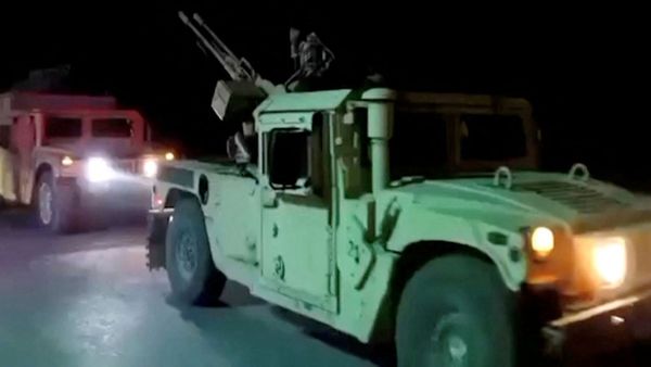 పాకిస్తాన్ ఓపెన్ వార్: అట్టుడుకుతున్న కాబుల్, కాందహార్- 55 మంది సైనికులు మృతి