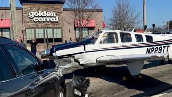 Plane: ఘోర ప్రమాదం జస్ట్ మిస్, వైరల్ వీడియో