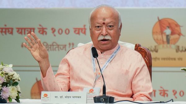 మావాళ్లు తలచుకున్నారంటే.: RSS చీఫ్ మాస్ వార్నింగ్