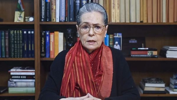 సోనియా గాంధీ ఓటర్ లిస్ట్ వివాదంలో బిగ్ ట్విస్ట్!