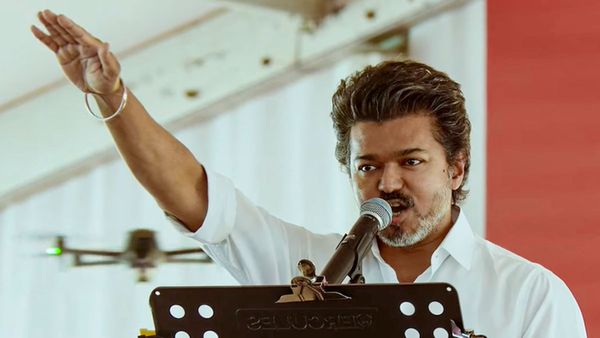 Vijay: అవన్నీ కామెడీ పార్టీలు.. విజయ్ సంచలనం..