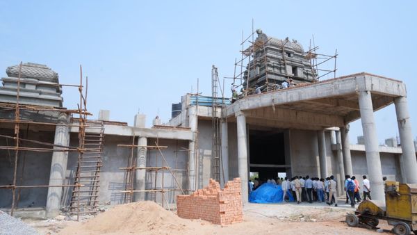 తెలంగాణలో అద్దిరిపోయే రైల్వే స్టేషన్.. !!