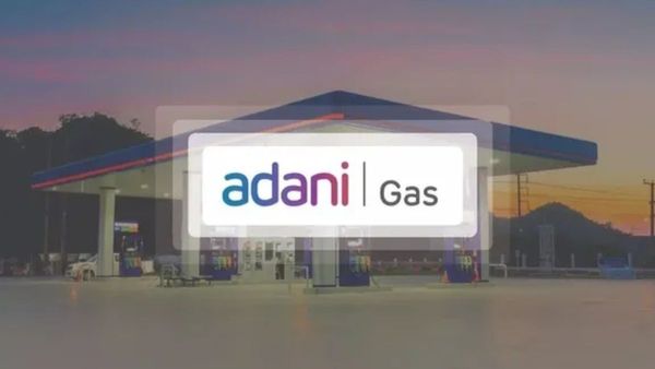 Adani Total Gas: గృహ వినియోగదారులకు ఊరట.. పరిశ్రమలకు గ్యాస్ సరఫరా తగ్గింపు