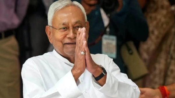 తప్పుకొన్న నితీష్ కుమార్- రాజీనామా: ఇకపై