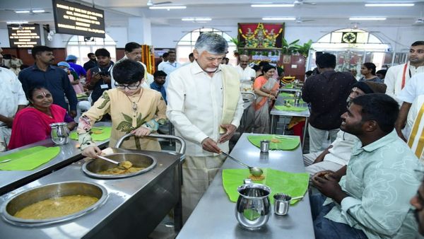 తిరుమలలో సీఎం చంద్రబాబుకు భక్తుల స్పెషల్ రిక్వెస్ట్, అక్కడే ఆదేశాలు..!!