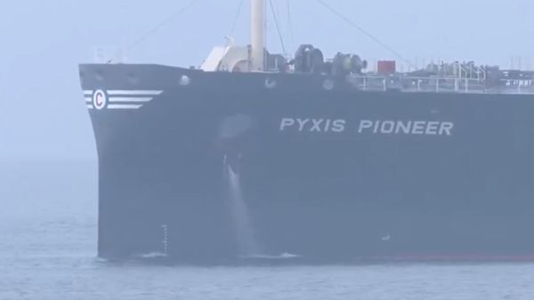 మంగళూరు చేరిన భారీ ఎల్పీజీ షిప్- గ్యాస్ కష్టాలకు చెక్