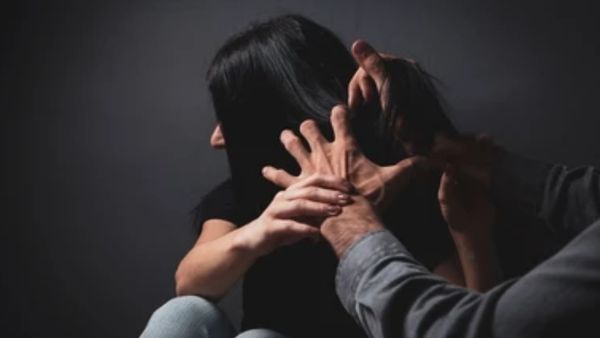 దారుణం: అత్తకి యముడు.. అమ్మాయికి మొగుడు !!