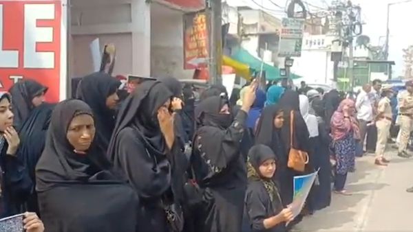 కన్నీరు మున్నీరైన హైదరాబాద్ పాతబస్తీ..