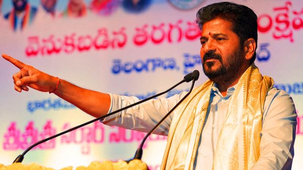 తెలంగాణ నూతన సీఎస్ గా- రేవంత్ మార్క్ నిర్ణయం..!!