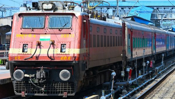 సికింద్రాబాద్- విశాఖ ఎక్స్ ప్రెస్ ఇక విజయవాడ వెళ్లదు- డైవర్షన్ రూట్