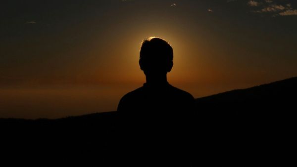 స్టార్ హీరోకు గుడి కట్టిన డై హార్డ్ ఫ్యాన్.. ఎక్కడంటే ??