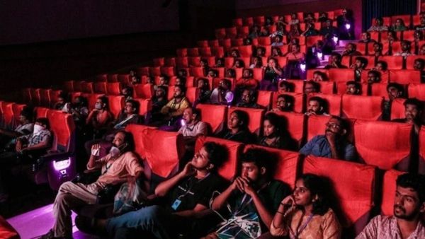 చిన్న సినిమా పెద్ద హిట్ అంటే ఇదే..!
