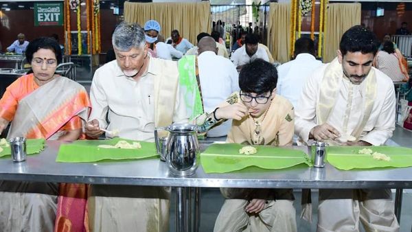 తిరుమలలో చంద్రబాబు కుటుంబం- క్యూలైన్ ద్వారా దర్శనం, భక్తులతో కలిసి అన్నప్రసాదం