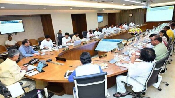 ఏపీ సర్కార్ సంచలన నిర్ణయం.. కొత్త జోనల్ వ్యవస్థ..95 శాతం ఉద్యోగాలు స్థానికులకే..