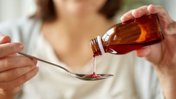 కేంద్రం సంచలన ప్రతిపాదన, దగ్గు మందు బ్యాన్!