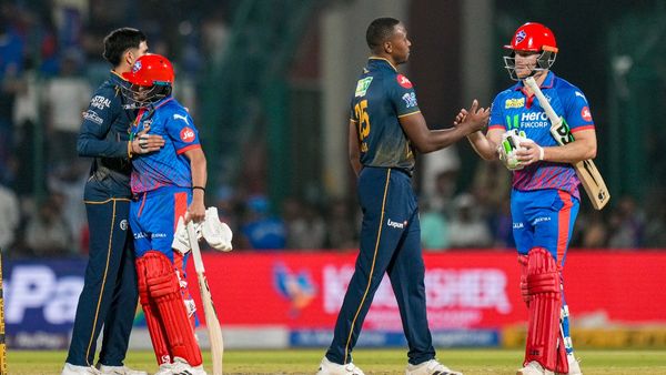 DC vs GT: ఢిల్లీ-గుజరాత్ మ్యాచ్ ఫిక్స్ అయ్యిందా ? ఆ రెండు బాల్స్ ..!