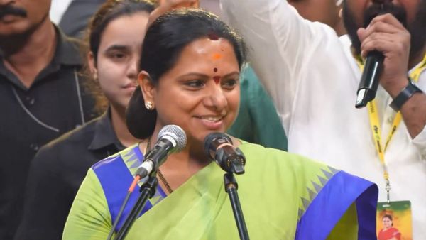 తెలంగాణలో మళ్లీ టీఆర్ఎస్.. కేసీఆర్‌కు బిగ్ షాక్!