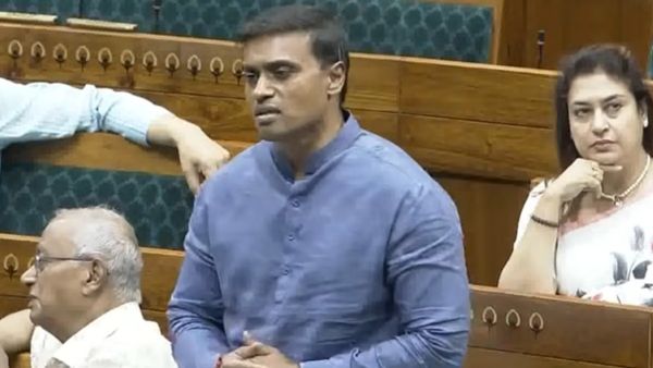 కేంద్రాన్ని ఇరుకునపెట్టిన వైసీపీ..! డీలిమిటేషన్ చర్చలో ఆ డిమాండ్..!