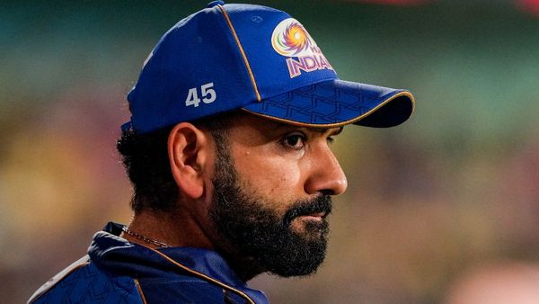 రోహిత్ శర్మ అవుట్- కనీసం..?!