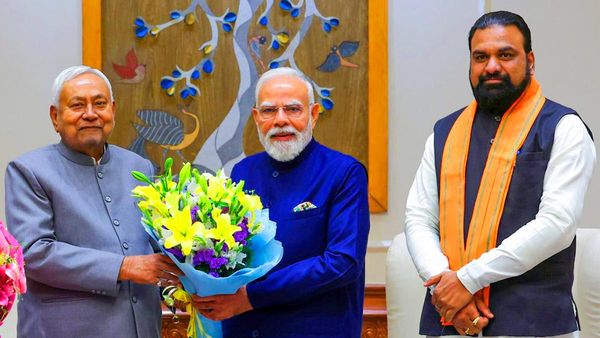 బీహార్ నూతన సీఎం గా అనూహ్య ఎంపిక, నితీశ్ 'ఫిక్స్' - మోదీ మార్క్ నిర్ణయాలు..!!