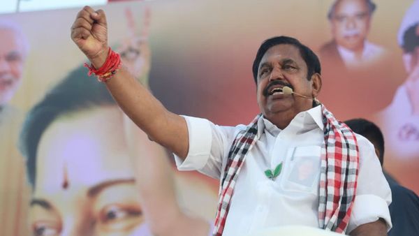 AIADMK కు మెజారిటీ సీట్లు: అయినా గానీ