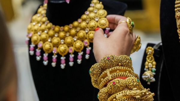 బంగారంపై రూ. 20,000 కోట్ల బిజినెస్