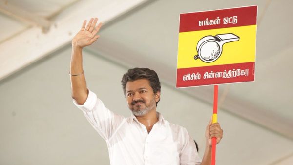 విజయ్ పార్టీలో సినిమా చిచ్చు! కీలక పార్టీ మద్దతు ఖతం