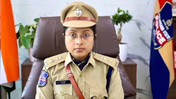 నిందితుడిని అరెస్ట్ చేస్తాం..  బండి భగీరథ్ పోక్సో కేసుపై స్పందించిన డీసీపీ రితిరాజ్!