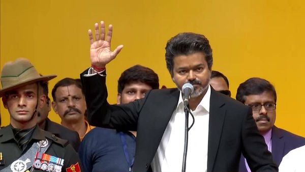 విజయ్ జీతం ఎంతో తెలుసా? సీఎంగా పన్నులు ఎంత కట్టాలి!