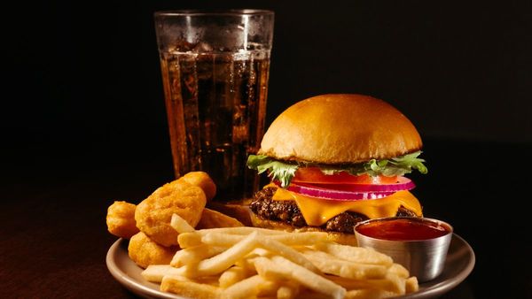 Junk Food: ఒంటికే కాదు.. మెదడుకు కూడా శత్రువే..