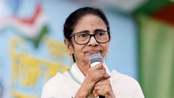 బెంగాల్ లో జరగరానివి జరుగుతున్నాయ్