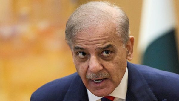 కుంపటి రాజేసిన పాకిస్తాన్ ప్రధాని
