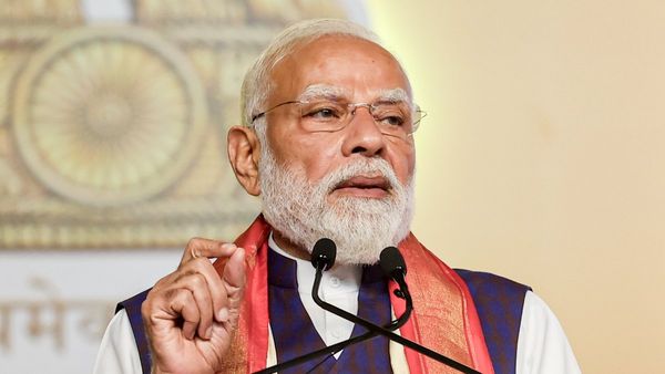 మీది అట్టర్ ఫెయిల్యూర్ గవర్నమెంట్- ప్రధాని మోదీపై ప్రముఖ నటి