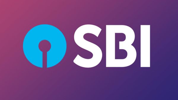 SBI బంపర్ ఆఫర్.. భారీ జీతంతో ఉద్యోగాలు !!
