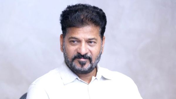తెలంగాణలో ప్రభుత్వ ఉద్యోగాల వయోపరిమితి పెంపు- ఒక్క ఏడాదికే