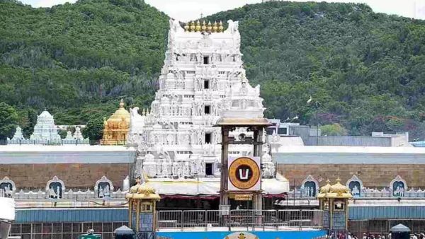 తిరుమలలో దుకాణదారులకు కీలక ఆదేశాలు
