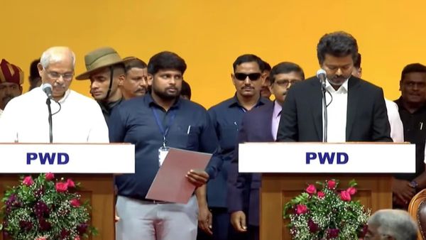 జోసెఫ్ విజయ్ అనే నేను... ఉద్విగ్నం - రాహుల్ సమక్షంలో, అభిమానుల పండుగ..!!
