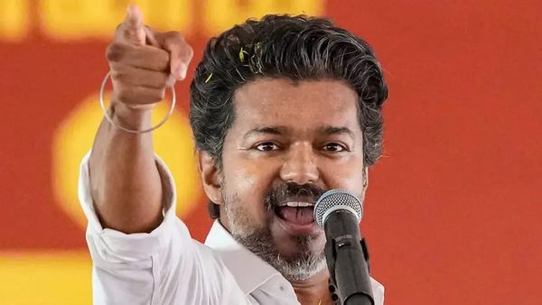 విజయ్ కు ఊహించని ఫలితాలు, పోటీ చేసిన రెండు నియోజకవర్గాల్లోనూ..!!