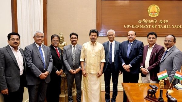 Vijay: లుక్ మార్చిన విజయ్-సీఎం అయ్యాక తొలిసారి ఇలా..!