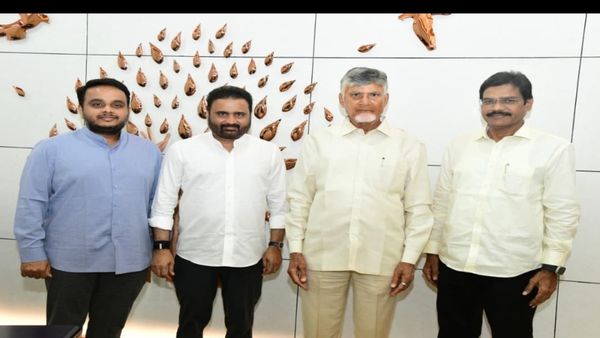 టీడీపీ రాజ్యసభ సభ్యులు ప్రకటన, లాస్ట్ మినిట్ ట్విస్ట్- బుజ్జగింపులు..!!