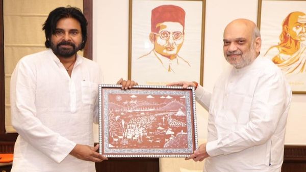 తేల్చేసిన అమిత్ షా - ఇక పవన్ దే నిర్ణయం..!!