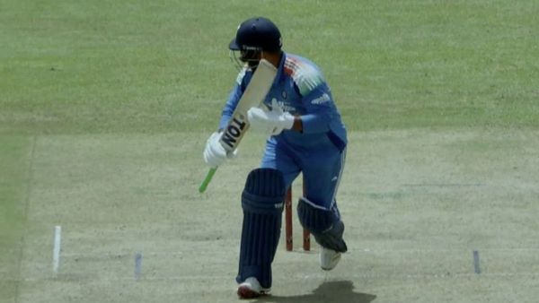 IND vs SL: కొంపముంచిన విప్రజ్ నిగమ్.. 10 పరుగులు బొక్కా!