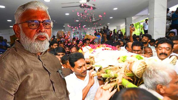 అంబటి రాంబాబుపై మరో కేసు - ముద్రగడ అంత్యక్రియల వేళ..!!