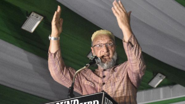 80 ఏళ్ల వృద్ధుడు కాదు.. యువకుడు ప్రధాని కావాలి: ఒవైసీ సంచలన ప్రకటన!